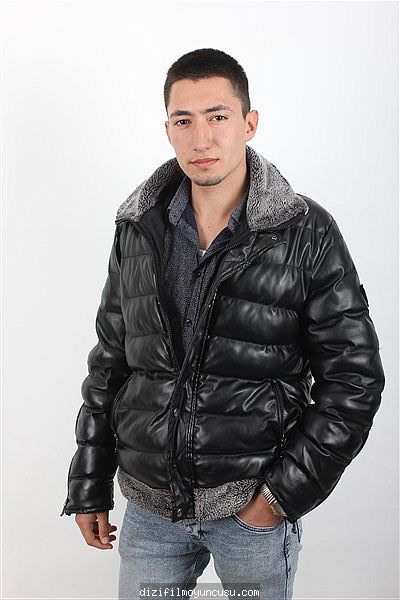 Erkek Oyuncular Adayımız Osman