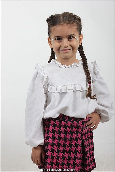 Çocuk Oyuncular Adayımız Beren