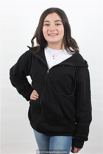 Çocuk Oyuncular Adayımız Elif
