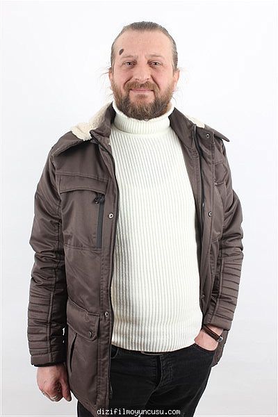 Erkek Oyuncular Adayımız Metin