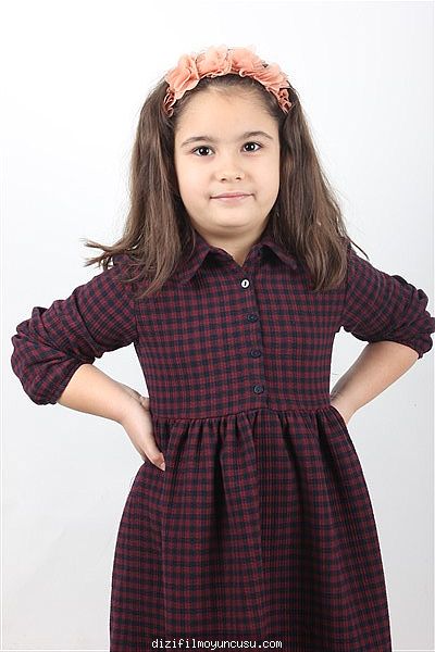 Adana Cast Ajans Oyuncusu Sare