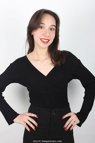 Çocuk Oyuncular Adayımız Elif