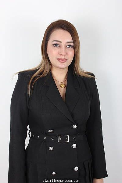 Kadın Oyuncular Adayımız Kamelya