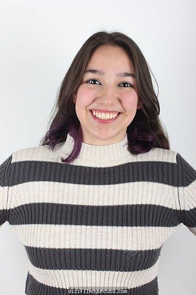 Çocuk Oyuncular Adayımız Berra
