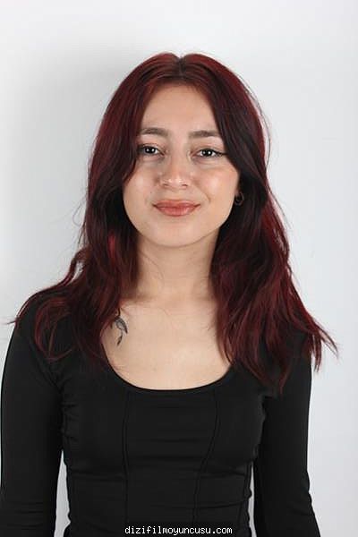 Kadın Oyuncular Adayımız Selcan