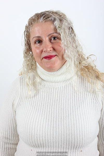 Kadın Oyuncular Adayımız Ayşe