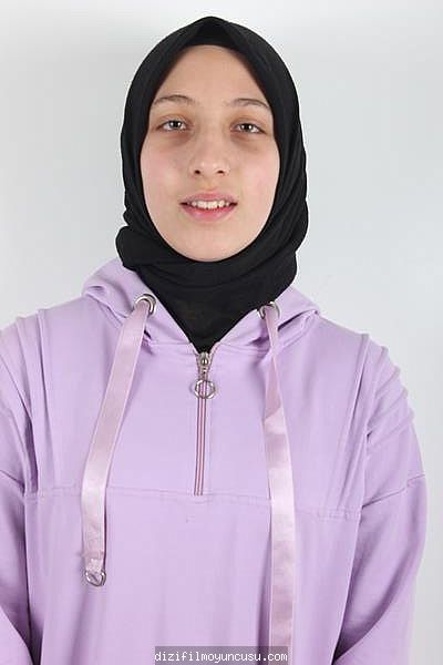 Çocuk Oyuncular Adayımız Zeynep