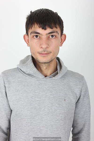 Erkek Oyuncular Adayımız Ahmet