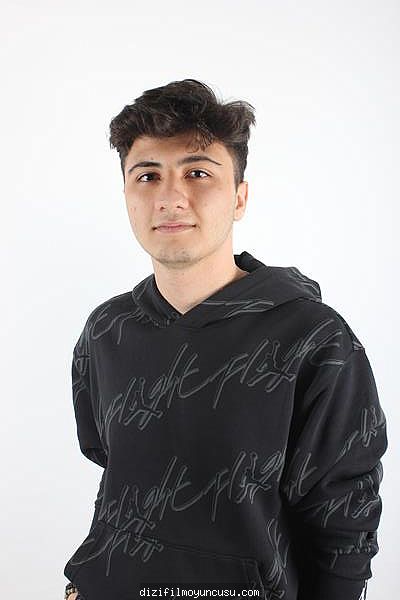 Erkek Oyuncular Adayımız Ali