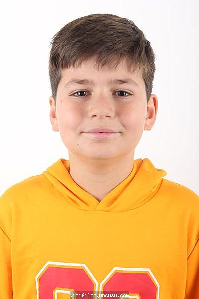 Çocuk Oyuncular Adayımız Berkay