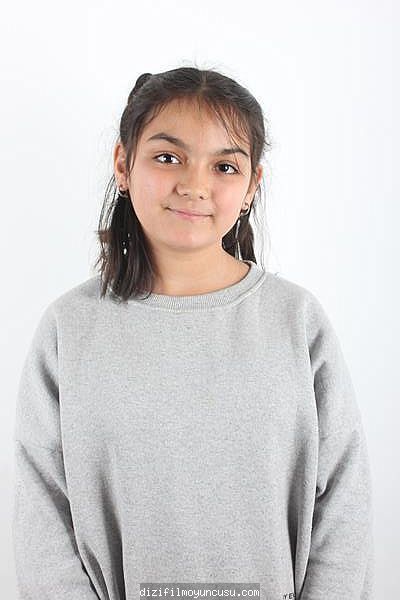 Çocuk Oyuncular Adayımız Tuğçe