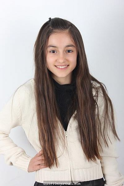 Çocuk Oyuncular Adayımız Zeynep