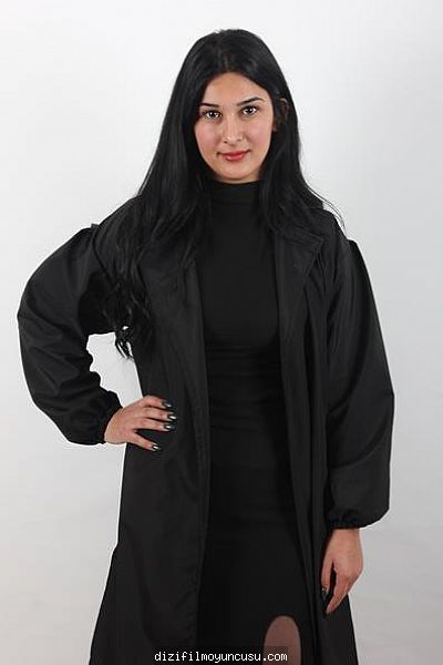 Kadın Oyuncular Adayımız Sinem