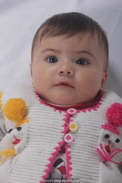 Çocuk Oyuncular Adayımız Elif