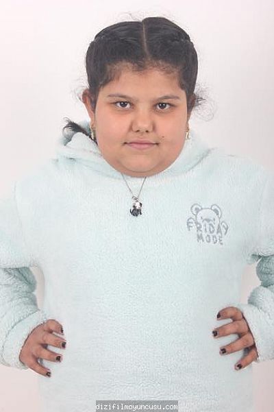 Çocuk Oyuncular Adayımız Miray