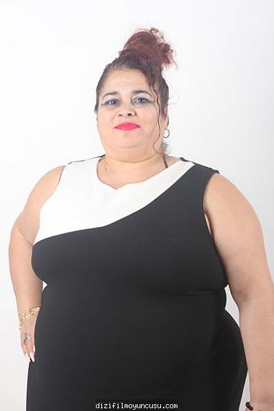 Kadın Oyuncular Adayımız Müjgan