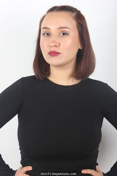 Kadın Oyuncular Adayımız Buse