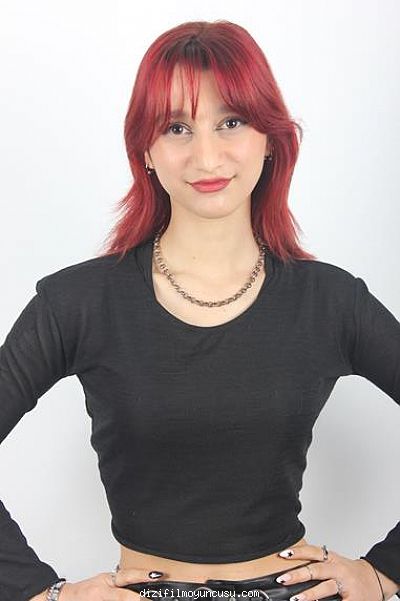 Kadın Oyuncular Adayımız Sude