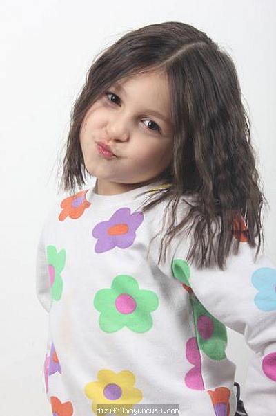 Çocuk Oyuncular Adayımız Zeynep