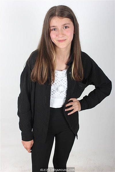 Çocuk Oyuncular Adayımız Zeynep