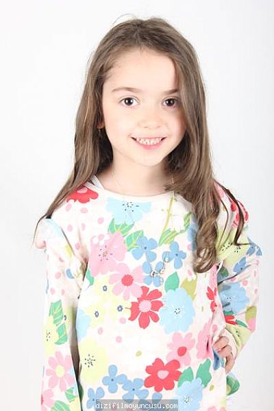 Çocuk Oyuncular Adayımız Yasmin