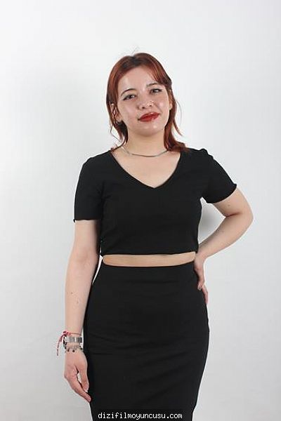 Kadın Oyuncular Adayımız Esra