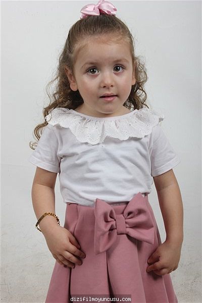 Çocuk Oyuncular Adayımız Arya