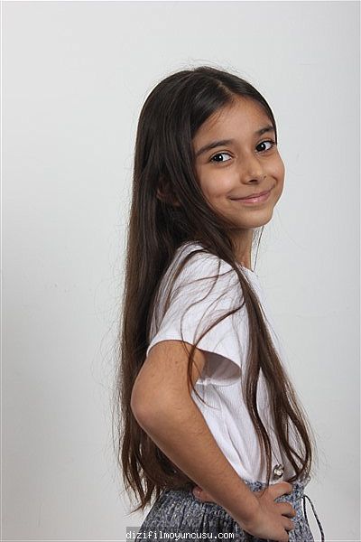 Çocuk Oyuncular Adayımız Nehir