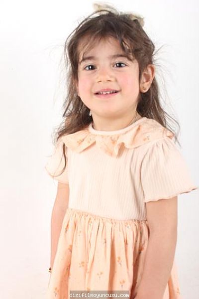 Çocuk Oyuncular Adayımız Feyza