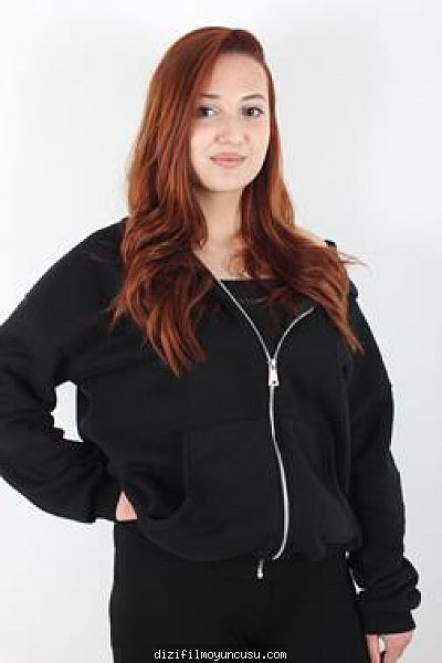 Kadın Oyuncular Adayımız İlayda