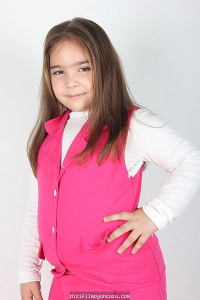 Çocuk Oyuncular Adayımız Hazal