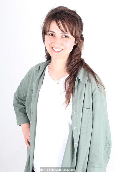 Kadın Oyuncular Adayımız Fatma