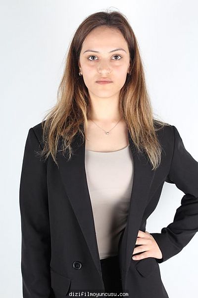 Kadın Oyuncular Adayımız Gamze