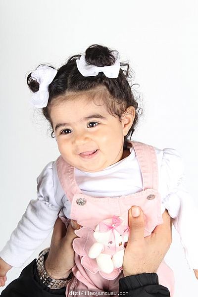 Çocuk Oyuncular Adayımız Nehir