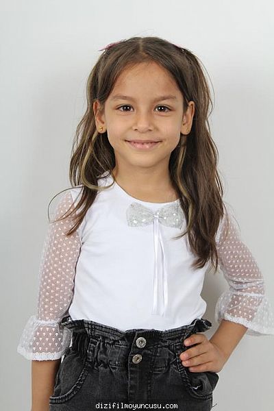 Çocuk Oyuncular Adayımız Nehir