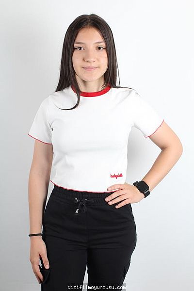 Çocuk Oyuncular Adayımız Elif