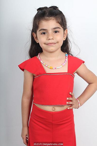 Çocuk Oyuncular Adayımız Zeynep