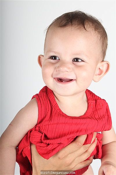 Çocuk Oyuncular Adayımız Miray