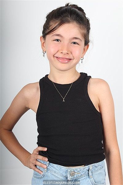 Çocuk Oyuncular Adayımız Armina