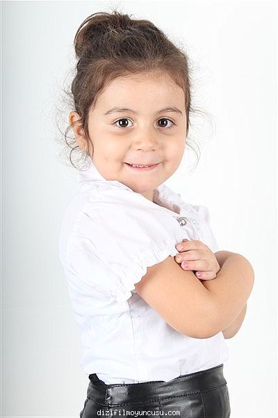 Çocuk Oyuncular Adayımız Aysel