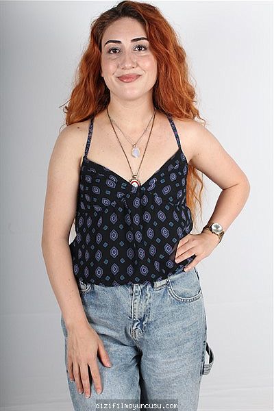 Kadın Oyuncular Adayımız Müjgan