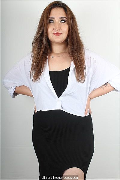 Kadın Oyuncular Adayımız Zeynep
