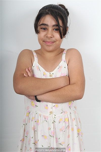 Çocuk Oyuncular Adayımız Elif