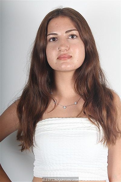 Çocuk Oyuncular Adayımız Elif