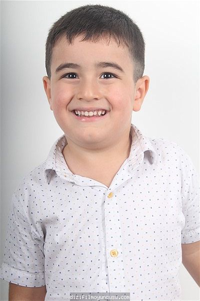 Çocuk Oyuncular Adayımız Mustafa