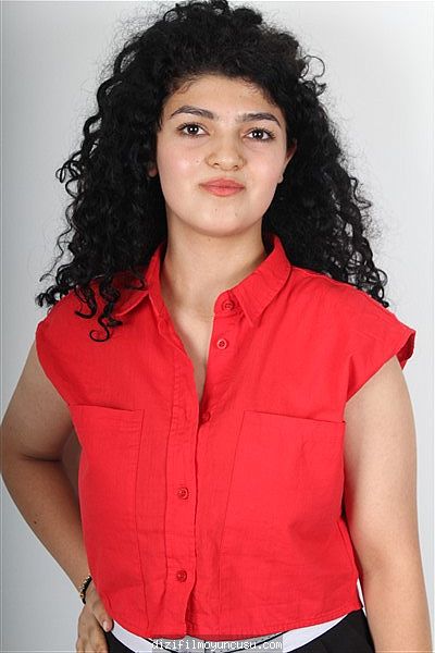 Kadın Oyuncular Adayımız Nazmiye