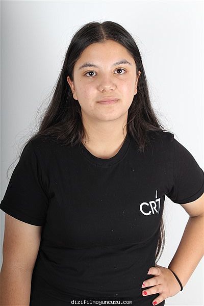 Çocuk Oyuncular Adayımız Gülten
