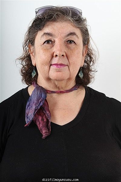 Kadın Oyuncular Adayımız Leyla