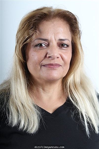 Kadın Oyuncular Adayımız Berna