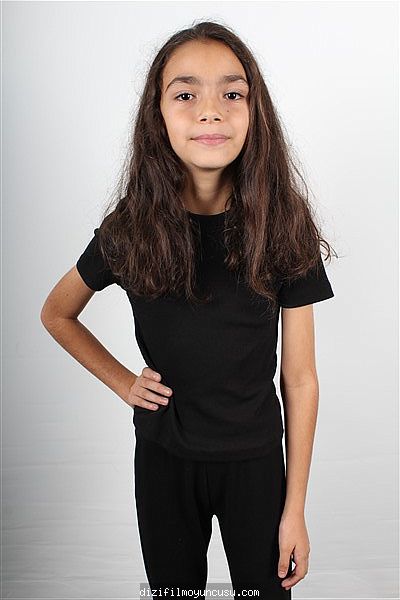 Çocuk Oyuncular Adayımız Sahra